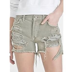 NWOT Free People Maggie Mid-Rise frayed BOHO light gray JEAN Shorts sz 29